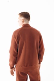 vyriškas minimalistinis džemperis