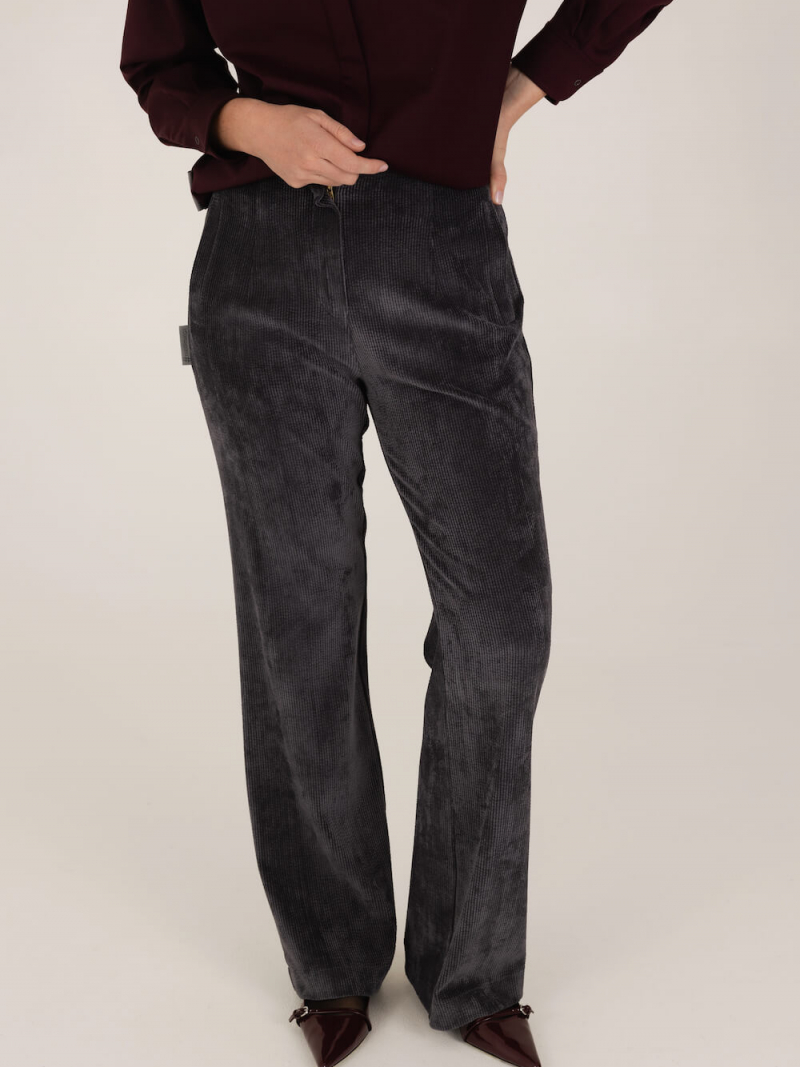 Velvetinės klasikinės kelnės su paaukštintu liemeniu