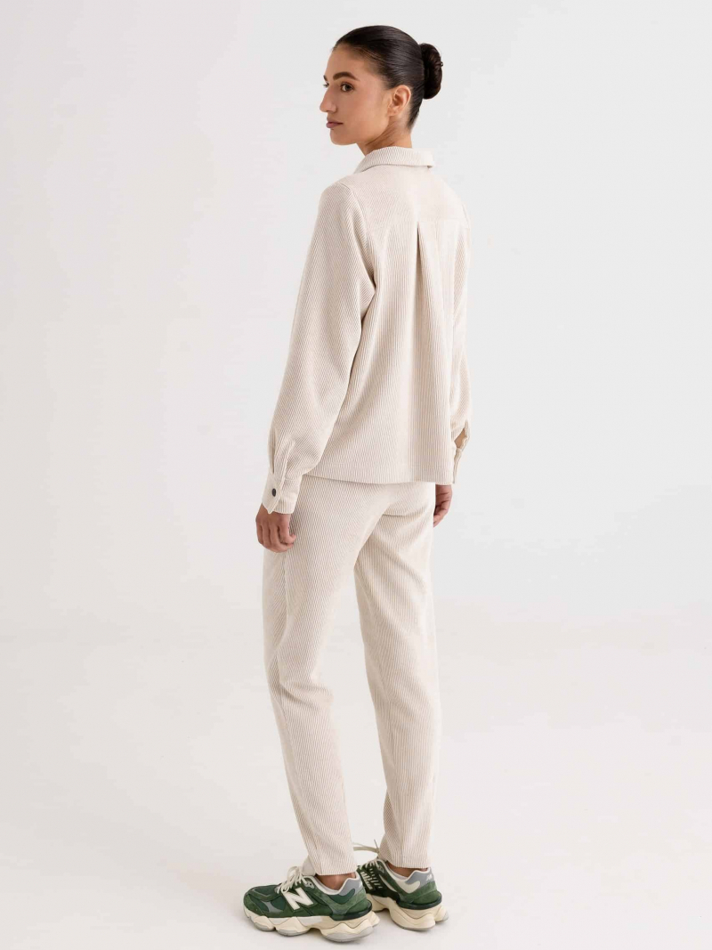 Velvetinės Mom tipo kelnės