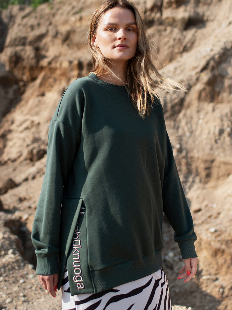 Džemperis su skeltuku